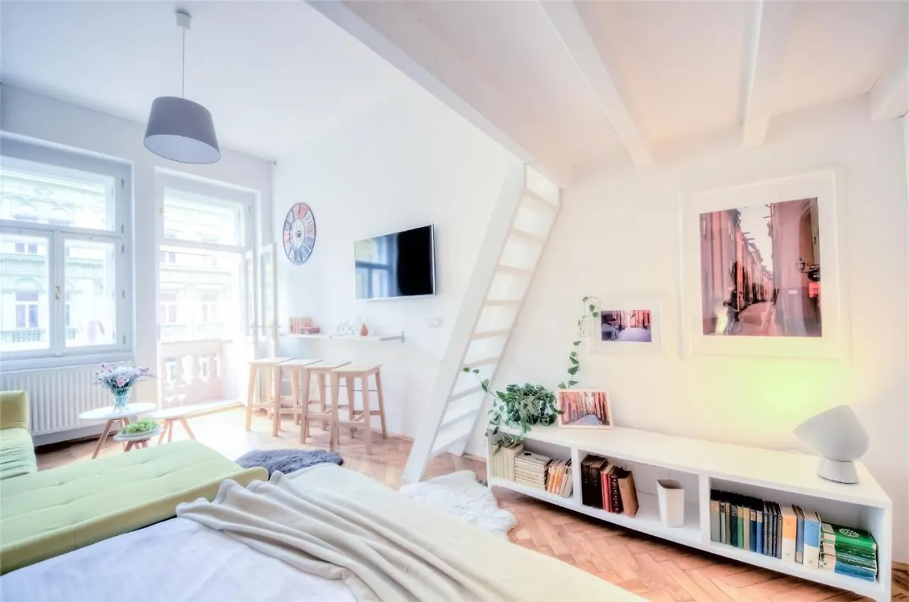 Wimgen Aparthotel Prag 0*,
